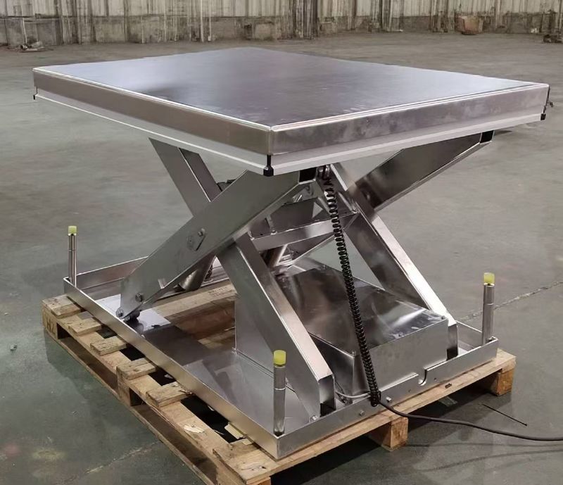 咸阳小型固定式升降机